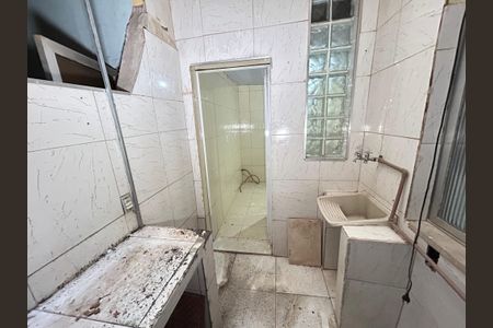 Apartamento para alugar com 70m², 2 quartos e 1 vagaÁrea de Serviço