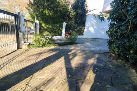 Casa de condomínio à venda com 238m², 3 quartos e 2 vagasGaragem