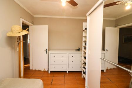 Casa de condomínio à venda com 238m², 3 quartos e 2 vagasQuarto 1