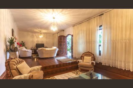 Casa à venda com 580m², 4 quartos e 10 vagas