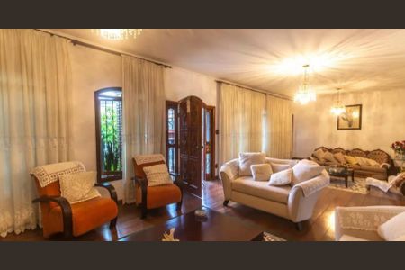 Casa à venda com 580m², 4 quartos e 10 vagas