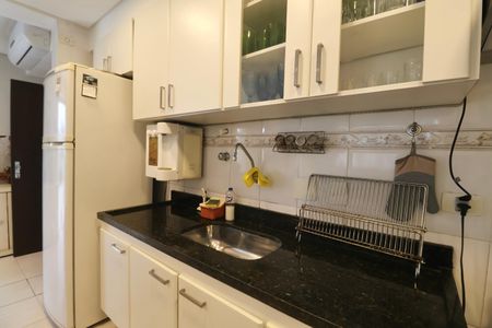 Apartamento para alugar com 170m², 3 quartos e 1 vaga Apartamento para alugar com 170m², 3 quartos e 1 vagaCozinha