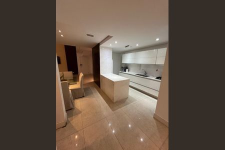 Apartamento à venda com 158m², 3 quartos e 4 vagas Apartamento à venda com 158m², 3 quartos e 4 vagasFoto 11