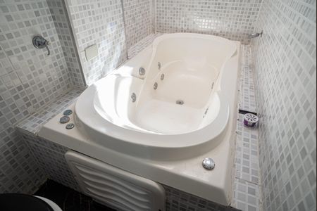 Apartamento à venda com 38m², 1 quarto e sem vagaBanheiro da Suíte