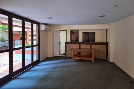 Apartamento à venda com 80m², 2 quartos e 1 vagaÁrea comum