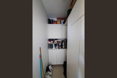 Apartamento à venda com 80m², 2 quartos e 1 vagaQuarto de Serviço