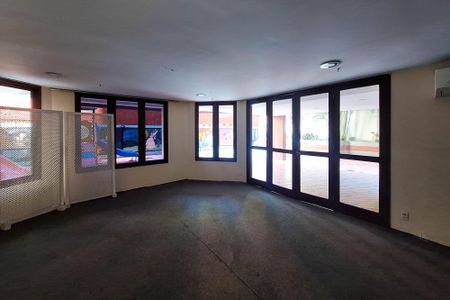 Apartamento à venda com 80m², 2 quartos e 1 vagaÁrea comum