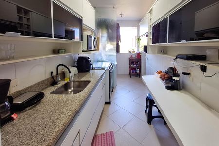 Apartamento à venda com 80m², 2 quartos e 1 vagaCozinha