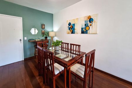 Apartamento à venda com 80m², 2 quartos e 1 vagaSala