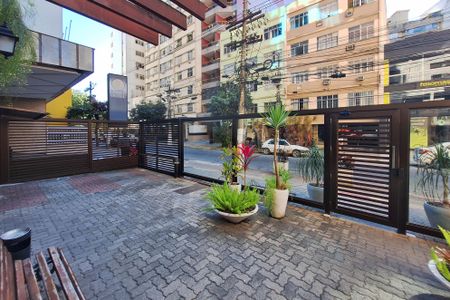 Apartamento à venda com 80m², 2 quartos e 1 vagaFachada