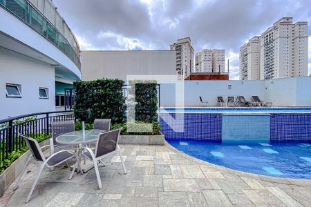 Apartamento à venda com 130m², 3 quartos e 3 vagasÁrea comum - Piscina