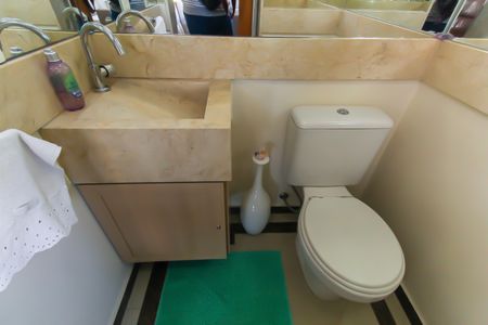 Apartamento à venda com 130m², 3 quartos e 3 vagasLavabo