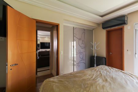 Apartamento à venda com 130m², 3 quartos e 3 vagasSuíte 1