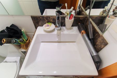 Apartamento à venda com 130m², 3 quartos e 3 vagasBanheiro da Suíte 2