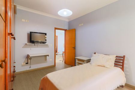 Casa à venda com 320m², 4 quartos e 3 vagasSuíte 2