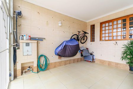 Casa à venda com 320m², 4 quartos e 3 vagasGaragem
