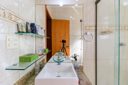 Casa à venda com 320m², 4 quartos e 3 vagasBanheiro Social