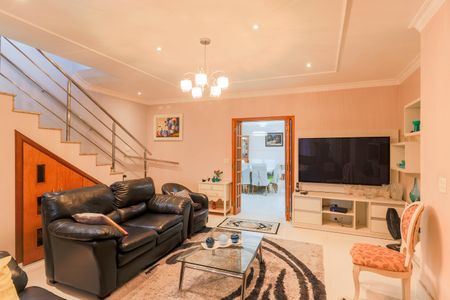 Casa à venda com 320m², 4 quartos e 3 vagasSala