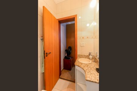 Casa à venda com 320m², 4 quartos e 3 vagasBanheiro da Suíte 2