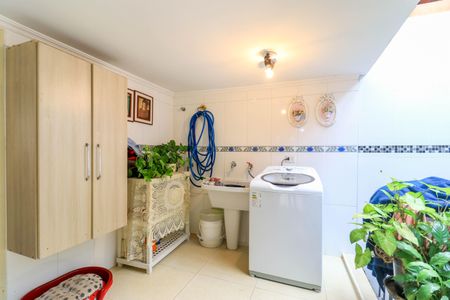 Casa à venda com 320m², 4 quartos e 3 vagasTerraço - Área de Serviço