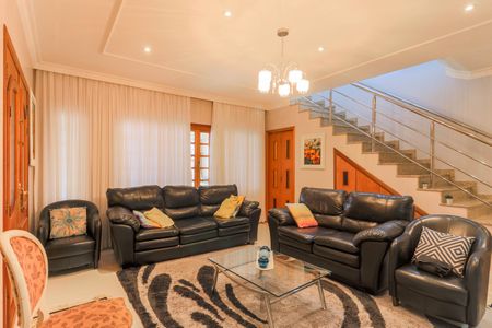 Casa à venda com 320m², 4 quartos e 3 vagasSala