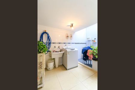 Casa à venda com 320m², 4 quartos e 3 vagasTerraço - Área de Serviço