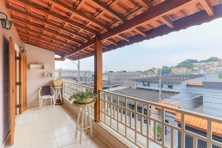 Casa à venda com 320m², 4 quartos e 3 vagasVaranda da Suíte 1