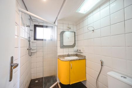 Apartamento à venda com 93m², 3 quartos e 2 vagasBanheiro social