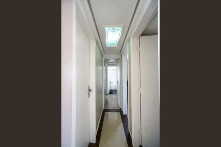 Apartamento à venda com 93m², 3 quartos e 2 vagasCorredor dos quartos