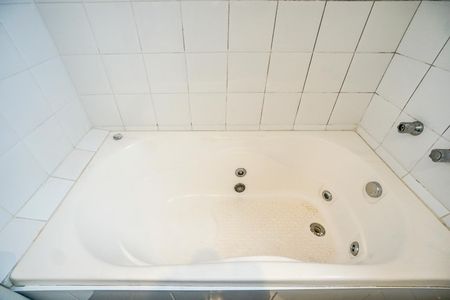 Apartamento à venda com 93m², 3 quartos e 2 vagasBanheira