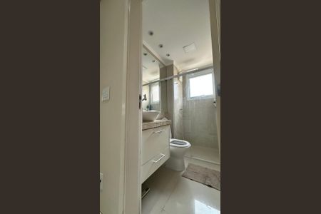 Apartamento à venda com 60m², 2 quartos e 1 vaga Apartamento à venda com 60m², 2 quartos e 1 vagaBanheiro