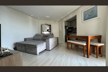 Apartamento à venda com 60m², 2 quartos e 1 vaga Apartamento à venda com 60m², 2 quartos e 1 vagaSala de Jantar