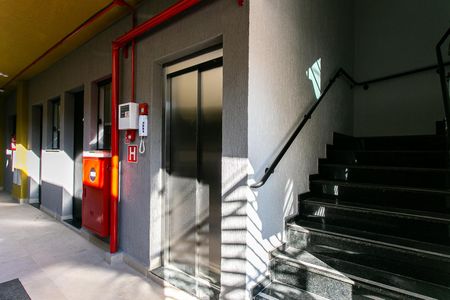 Apartamento à venda com 30m², 1 quarto e sem vagaÁrea Comum - Elevador