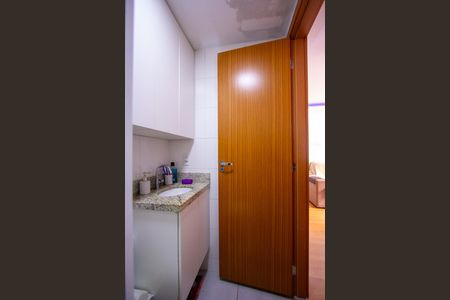 Apartamento para alugar com 56m², 2 quartos e 1 vaga Apartamento para alugar com 56m², 2 quartos e 1 vagaBanheiro