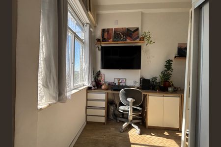 Apartamento à venda com 23m², 1 quarto e sem vagaSala/Quarto