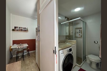 Apartamento à venda com 23m², 1 quarto e sem vagaBanheiro social - corredor de acesso