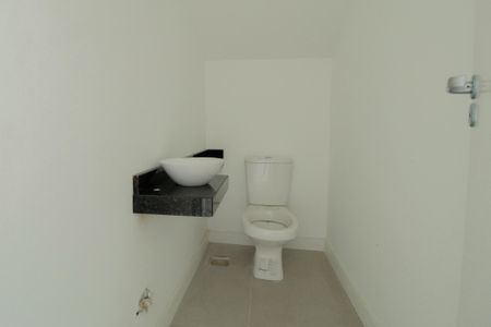 Casa à venda com 210m², 3 quartos e 4 vagas Casa à venda com 210m², 3 quartos e 4 vagasLavabo