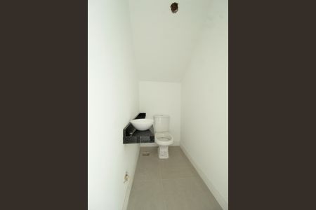 Casa à venda com 210m², 3 quartos e 4 vagas Casa à venda com 210m², 3 quartos e 4 vagasLavabo