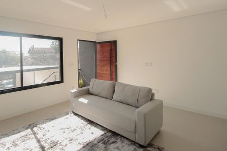 Casa à venda com 210m², 3 quartos e 4 vagas Casa à venda com 210m², 3 quartos e 4 vagasSala