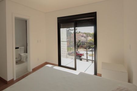 Casa à venda com 210m², 3 quartos e 4 vagas Casa à venda com 210m², 3 quartos e 4 vagasSuíte 1