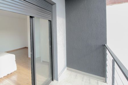 Casa à venda com 210m², 3 quartos e 4 vagas Casa à venda com 210m², 3 quartos e 4 vagasSacada