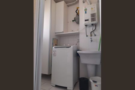 Apartamento à venda com 65m², 2 quartos e 1 vagaÁrea de Serviço