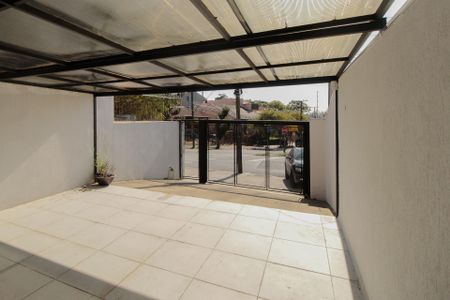 Casa à venda com 210m², 3 quartos e 4 vagas Casa à venda com 210m², 3 quartos e 4 vagasÁrea Externa