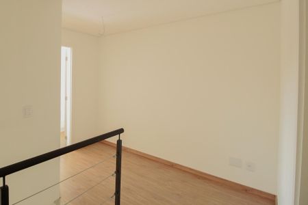 Casa à venda com 210m², 3 quartos e 4 vagas Casa à venda com 210m², 3 quartos e 4 vagasÁrea dos Quartos