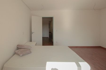 Casa à venda com 210m², 3 quartos e 4 vagas Casa à venda com 210m², 3 quartos e 4 vagasSuíte 1