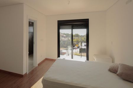 Casa à venda com 210m², 3 quartos e 4 vagas Casa à venda com 210m², 3 quartos e 4 vagasSuíte 1