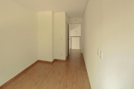 Casa à venda com 210m², 3 quartos e 4 vagas Casa à venda com 210m², 3 quartos e 4 vagasSuíte 3