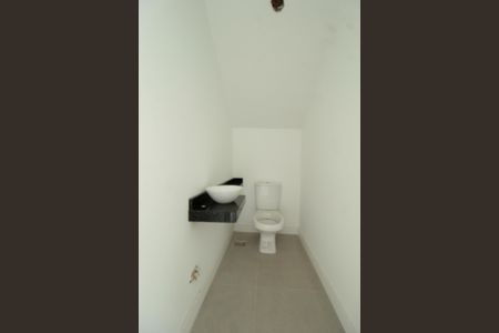 Casa à venda com 210m², 3 quartos e 4 vagas Casa à venda com 210m², 3 quartos e 4 vagasLavabo