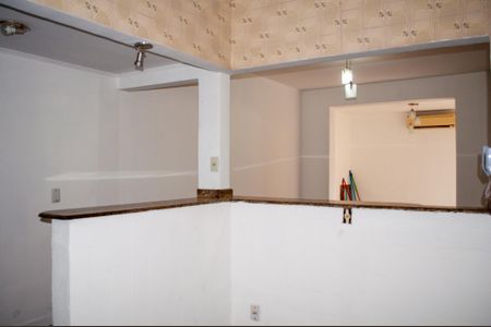 Apartamento à venda com 90m², 2 quartos e sem vagaÁrea comum