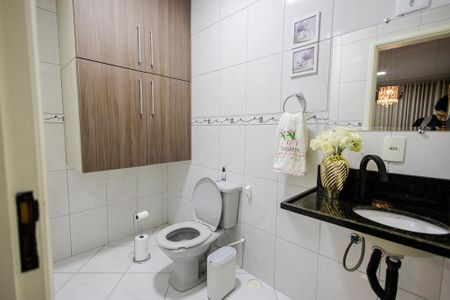 Casa à venda com 75m², 2 quartos e 1 vaga Casa à venda com 75m², 2 quartos e 1 vagaLavabo da Sala